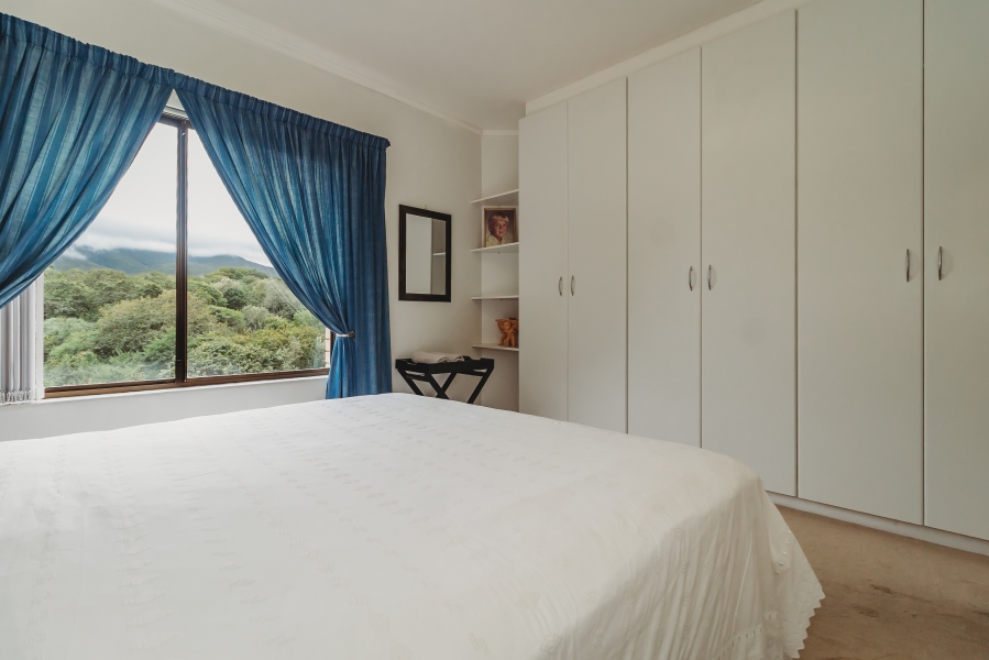 4 Bedroom Property for Sale in Bergsig Western Cape